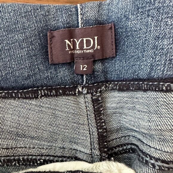 NYDJ High Rise Pull On Cropped Jeans - Picture 6 of 7